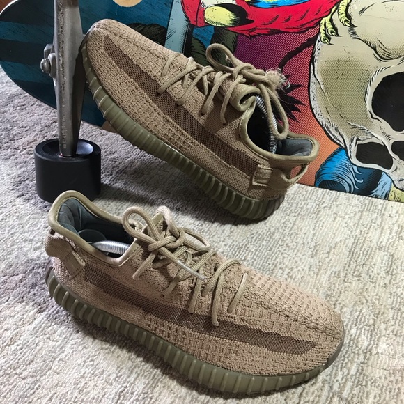 adidas gazelle silver green womens Men's Wide Fit Adidas Yeezy Boost 350 V2 Onyx Walking Sneakers